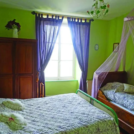 Le Relais De La Diligence Bed & Breakfast 3*