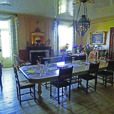 Le Relais De La Diligence 3*